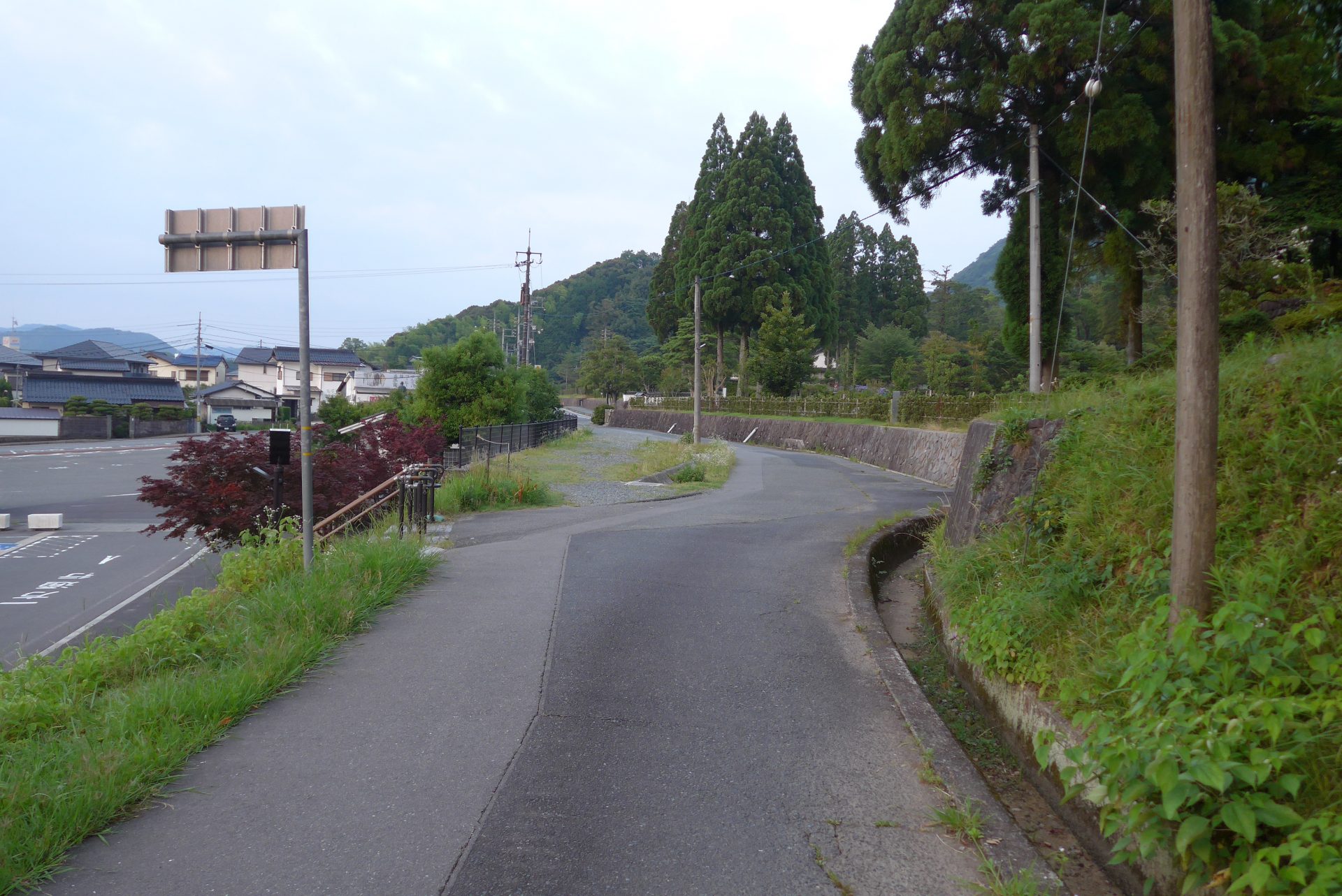 （K）瑠璃光寺香山公園駐車場の車中泊！無料利用のおすすめスポット